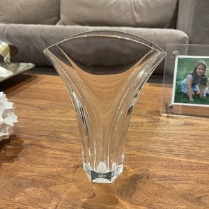 Baccarat Gingko Vase